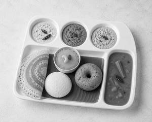 Mini Tiffin