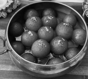 Garma garma gulab jamu