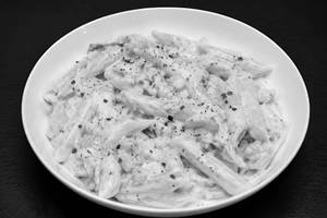 White Sauce Cheese Pasta