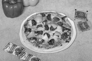 Paneer Onion Pizza