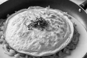 Onion omelette