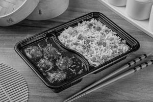 Veg Fried Rice & Veg Manchurian Gravy 4pc