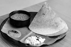 Ghee roast dosa