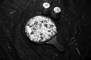 Peppy Paneer Pizza [8 inches]