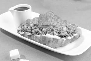 Paneer Croissant Sandwich