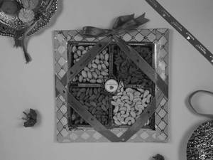 Dry Fruit Thaal Gift Pack (07)