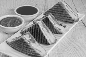Club Grilled Sandwich