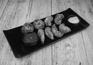 Fried Momos Platter [8 Pieces]