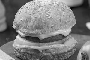Apna Cheesy Burger