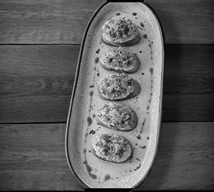 Crostini [Mediterranean]