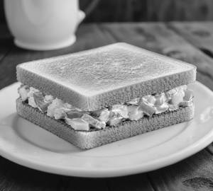 Mayo veg sandwich