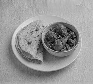 Chapathi with chicken curry