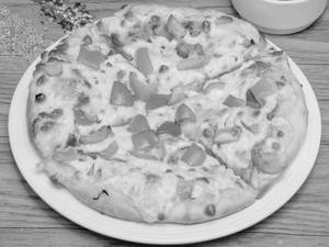 Paneer Capsicum Pizza