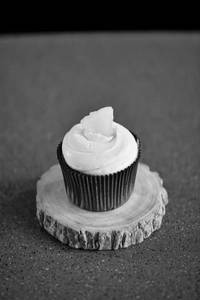 Pineapple Cupcake                      