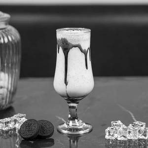 Cookie & Cream Shake
