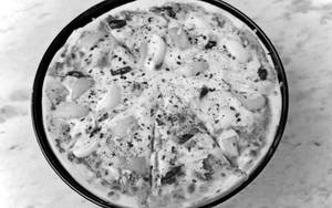 Onion And Capsicum Pizza [8 Inches]