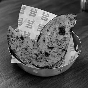 Missi roti butter