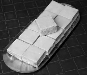 Pista kulfi