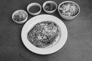 Paneer Chole Kulcha