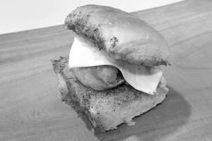 Schezwan vadapav with cheese