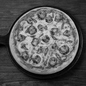 Fiery Hot Chicken Pizza