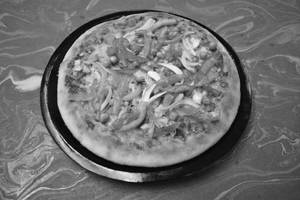Gujrati Treat Pizza