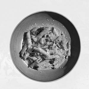 Creamy pesto pasta
