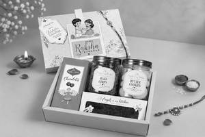 Rakshabandhan Siibling Gift Hamper With Rakhi
