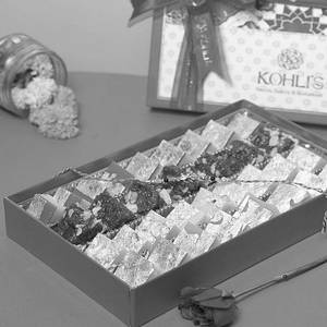 Ghee And Khoya Assorted Mithai Box [1 Kg]