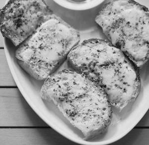 Italian Chicken Garlic Bread with Cheese