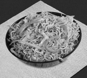 Veg fried maggi