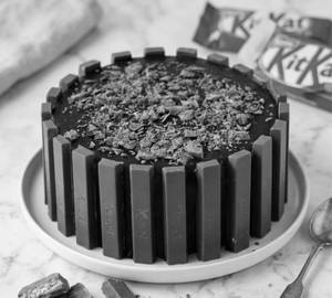 Full Kit Kat Bento Cake [ 400 Gm ]