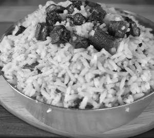 Rice with bendi curry