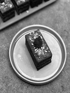 Chocolate Praline Slice