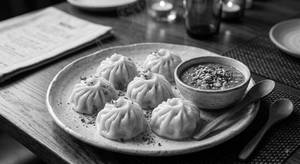 Chicken Steamed Momos ( 6 Pcs ) (With Soup)