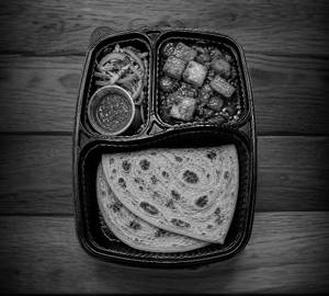 Cheese Chilli Parantha Mini Meal