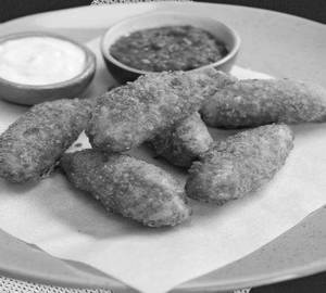 Crispy fried veg momos [6 pieces]