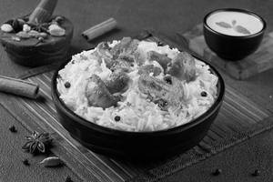 Lucknowi Mini Mushroom Biryani
