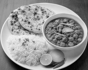 Chole Kulche With Rice