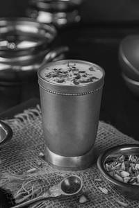 Kesar pista lassi