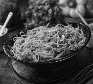 Veg Chilli Garlic Noodles