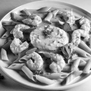 Sea food pastha in white sauce (prawn& calamari)