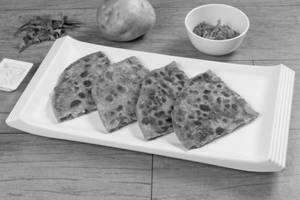 Achari Aloo Paratha