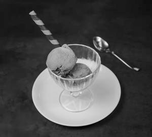 Swiss Chocolate Ice Cream (2 Scoops)
