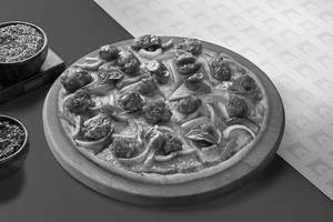 Dragonfire Chicken Thin Crust Pizza