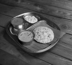 Rava Idli [1 Piece]