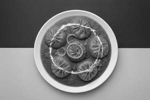 Chicken Gravy Momos [5 Pieces]
