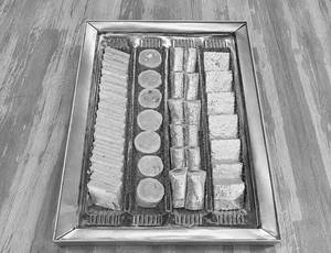 Assorted Mithai Box Kaju & Khoya Mix