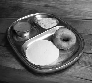 Idli Vada