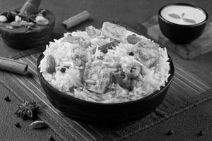 Lucknowi Paneer Subz Mini Biryani